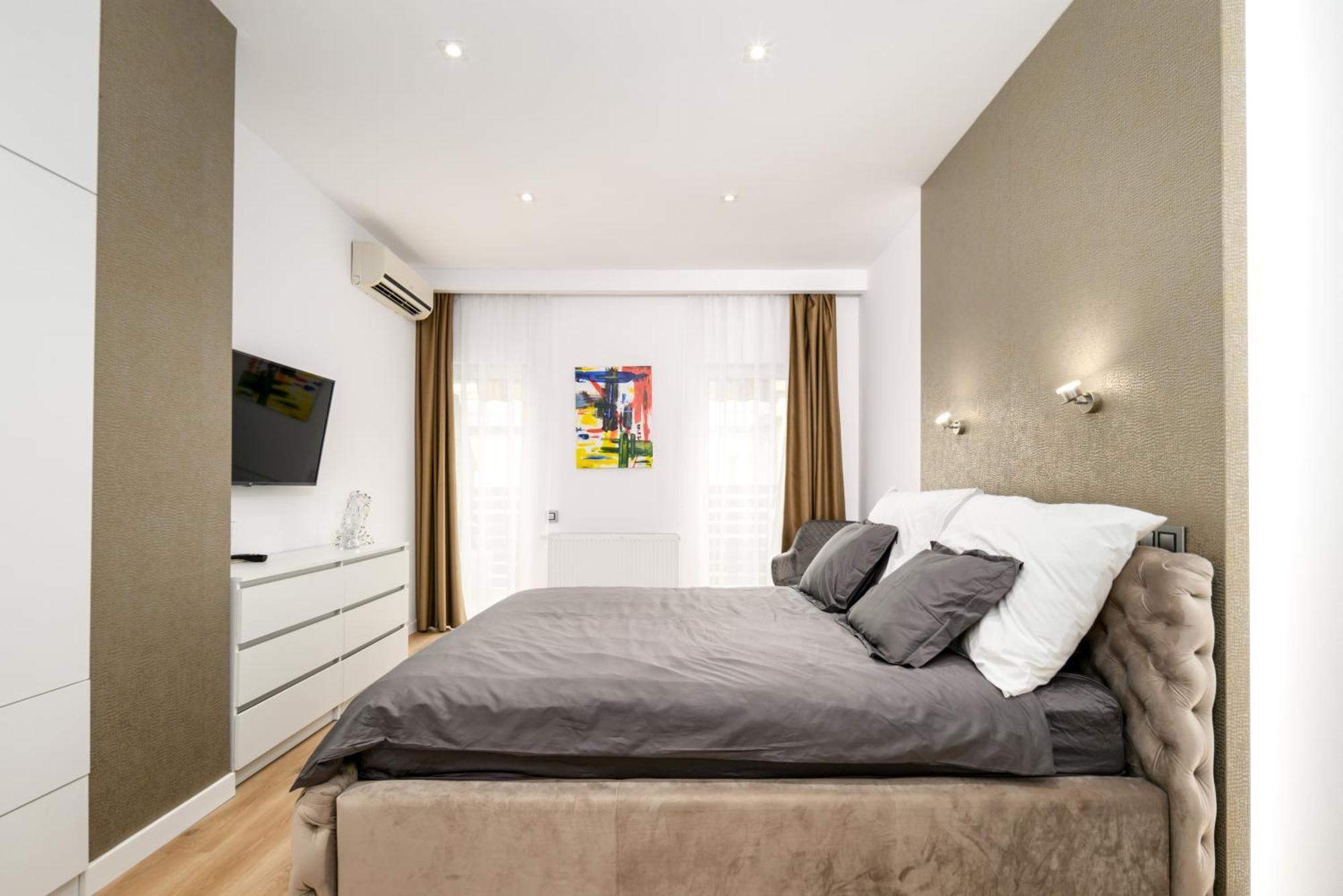 Triplex, Rooftop With Parlament View & Jacuzzi Будапешт