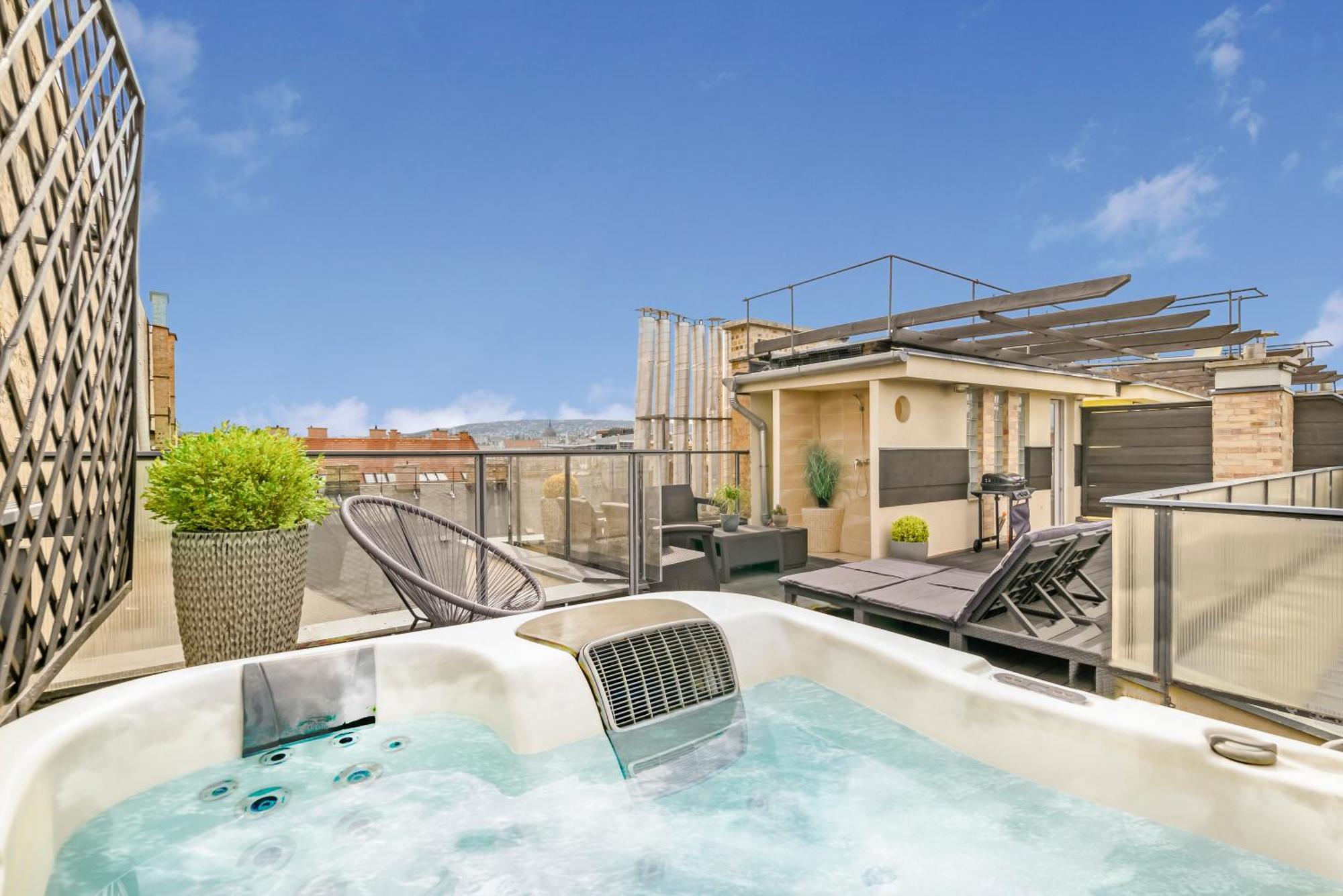 Triplex, Rooftop With Parlament View & Jacuzzi Апартаменты Будапешт